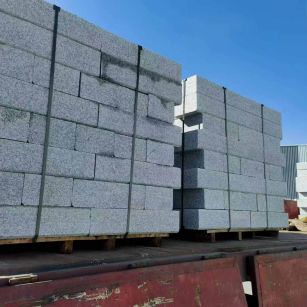 阜新 路沿石装车出货