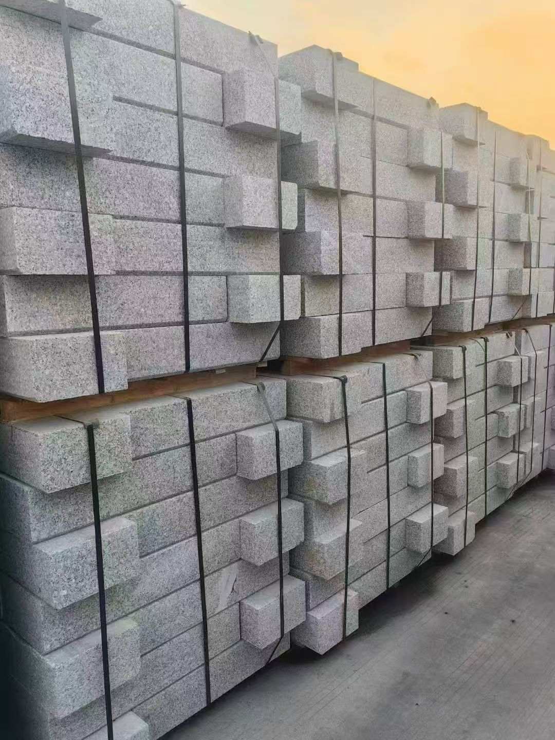 阜新 芝麻白路沿石