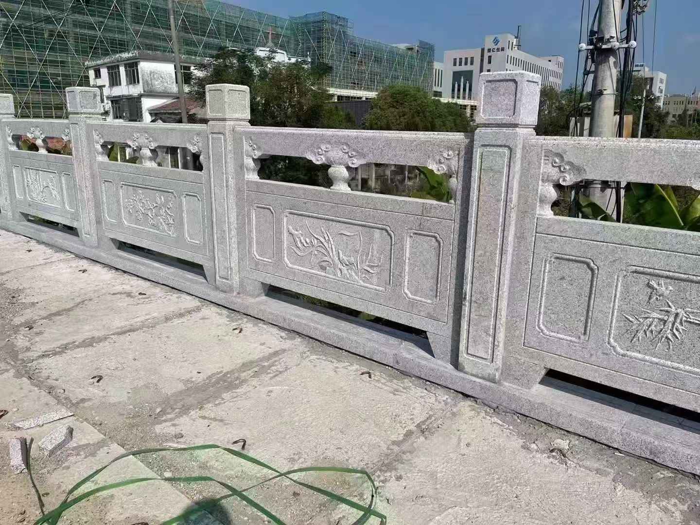阜新 芝麻白栏杆