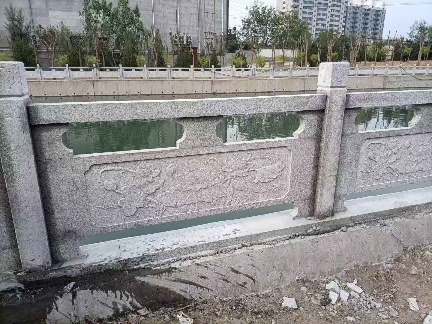 阜新 芙蓉白大花桥梁、河道，石材栏杆、围栏、护栏