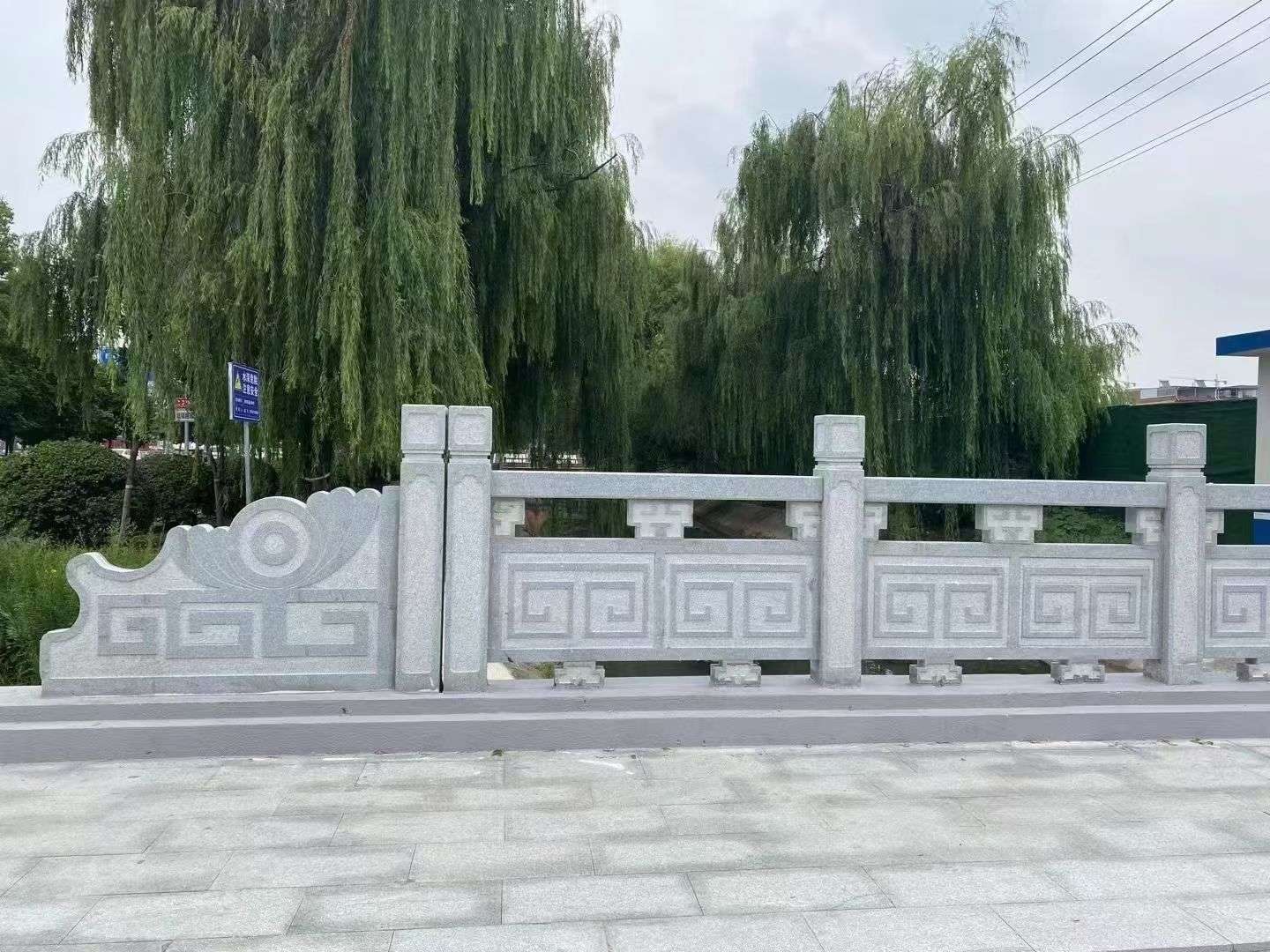 阜新 芝麻灰桥栏杆、河道栏杆安装效果
