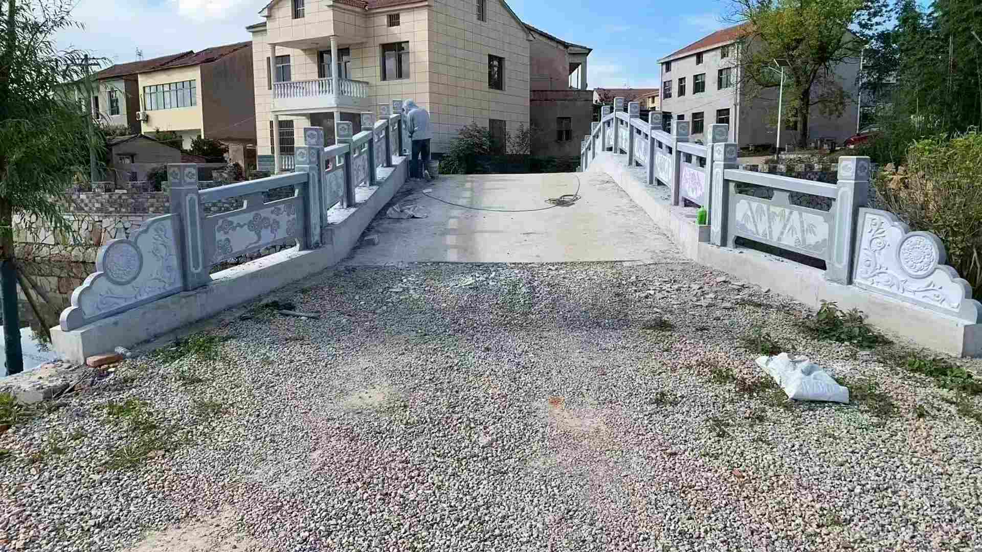 阜新 芝麻灰花岗岩桥栏杆