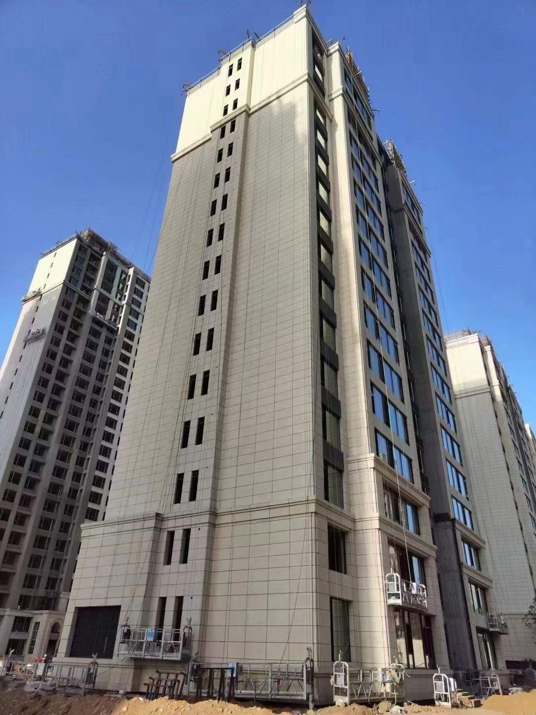 阜新黄金麻高端小区，外墙干挂